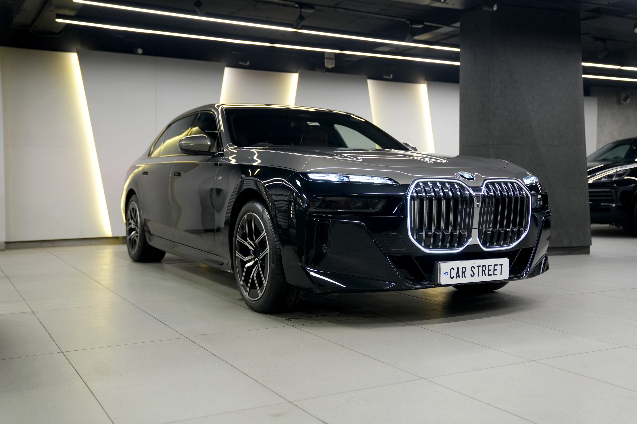BMW 7 Series 740i M-Sport